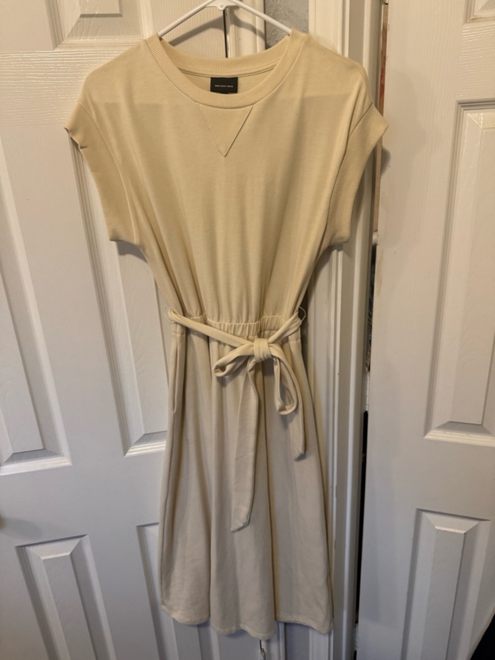 Who What Wear Cream Tie-Waist Midi Dress